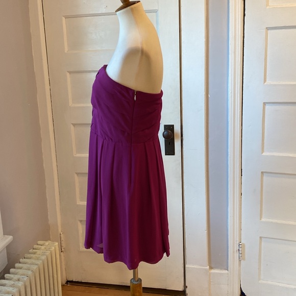 NWT Express Magenta Strapless Dress, Size 8 - Picture 7 of 11